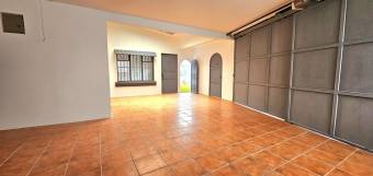 Se vende casa en San Antonio de CORONADO 1 PLANTA