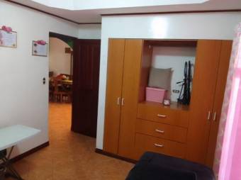 Venta de Casa en San Francisco de Heredia. RAH 24-1601