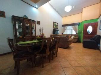 Venta de Casa en San Francisco de Heredia. RAH 24-1601