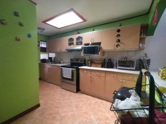 Venta de Casa en San Francisco de Heredia. RAH 24-1601