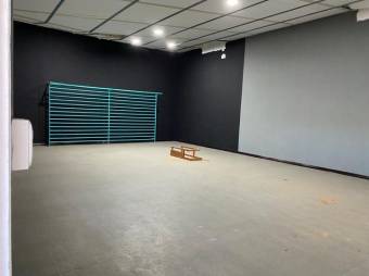 Se vende edificio de centro comercial con 8 locales en Lindora 23-3370, $ 1,125,000, 10, San José, Santa Ana