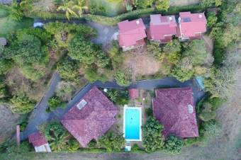 Se venden 2 amplias propiedades con un lote de 4,157m2 en Brasil de Santa Ana 22-126, $ 1,750,000, 19, San José, Santa Ana