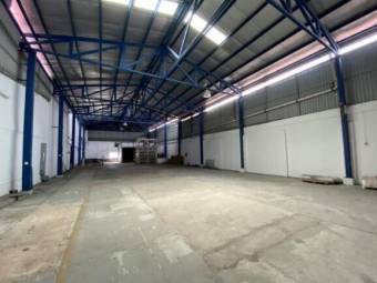 Se vende amplia propiedad con 5 bodegas de 4,800m2 en Hospital de San José 24-1348, $ 3,300,000, 17, San José, San José