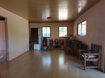 Venta de Quinta en San Mateo, Alajuela. RAH 23-3016