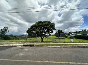 LAND FOR SALE IN SAN ISIDRO HEREDIA, SPECTACULAR VIEWS.