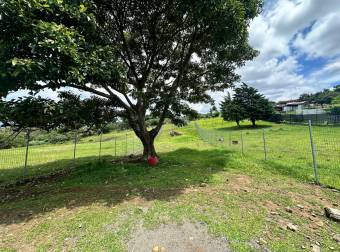 LAND FOR SALE IN SAN ISIDRO HEREDIA, SPECTACULAR VIEWS.