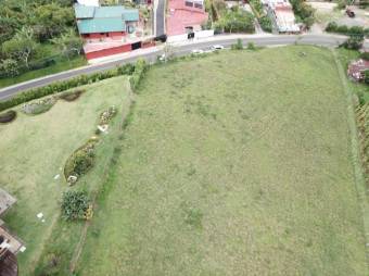 Se vende amplio lote de 2,000m2 en las montañas de San Antonio en Escazú 24-1072