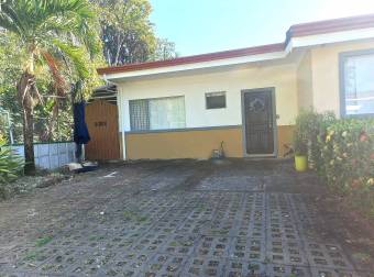 VENTA DE CASA AMUEBLADA Y CON PISCINA, PUNTARENAS, BEJUCO, MÁLAGA