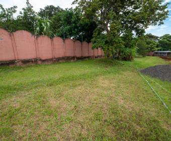 906 m2 lot for sale in Posada del Río condominium in La Guácima.