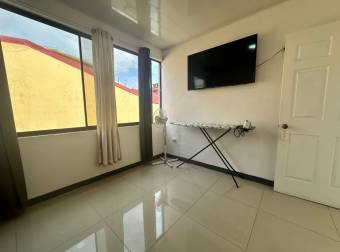 HOUSE FOR SALE IN ALAJUELA, PANORAMIC VIEW.