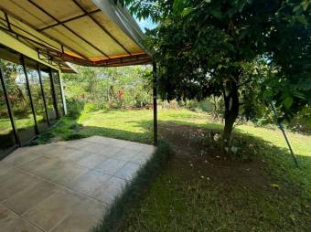 Se vende moderna casa con piscina en Condominio de Garita en Alajuela 25-91