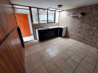 Se vende espaciosa casa en Curridabat de San José 24-1848