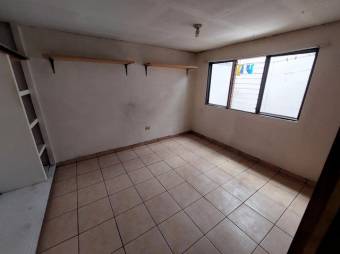 Se vende espaciosa casa en Curridabat de San José 24-1848