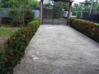 Venta de Casa en Parrita, Puntarenas. RAH 24-1707