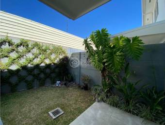 Casa en condominio Brisas del Bosque La Unión Cartago