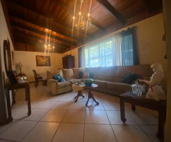 HOUSE FOR SALE IN MORAVIA SCHOOLS HOUSE FOR SALE IN MORAVIA SCHOOLS