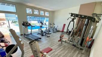 Se alquila apartamento amoblado en torre los Yoses 25-2035