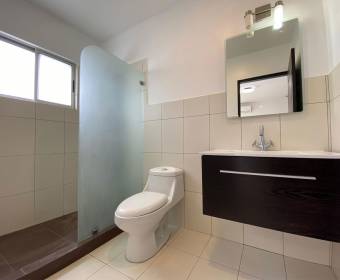 Apartment for rent in the Los Príncipes condominium.