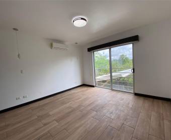 Apartment for rent in the Los Príncipes condominium.