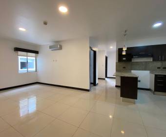 Apartment for rent in the Los Príncipes condominium.