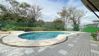 Se alquila casa a estrenar en condominio de Santa Ana 25-1757