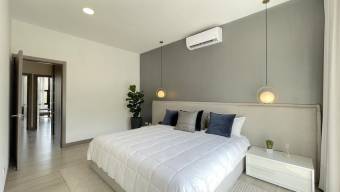 Se alquila casa a estrenar en condominio de Santa Ana 25-1757