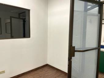 ALQUILER DE LOCAL EN LA SABANA