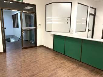 ALQUILER DE LOCAL EN LA SABANA