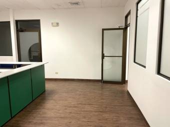 ALQUILER DE LOCAL EN LA SABANA