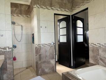 SALE. SPECTACULAR RESIDENCE IN TOURNON CONDOMINIUM