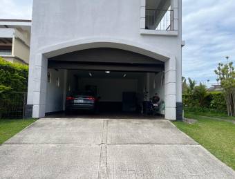 SALE. SPECTACULAR RESIDENCE IN TOURNON CONDOMINIUM