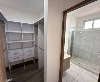 Casa a la venta en condominio Novazul en Desamparados de Alajuela.