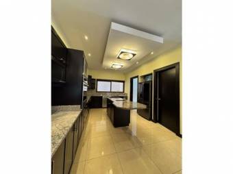 VENTA DE CASA, SAN JOSÉ, MORAVIA, LA GUARIA VENTA DE CASA, SAN JOSÉ, MORAVIA, LA GUARIA