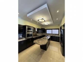 VENTA DE CASA, SAN JOSÉ, MORAVIA, LA GUARIA VENTA DE CASA, SAN JOSÉ, MORAVIA, LA GUARIA