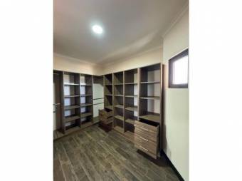 VENTA DE CASA, SAN JOSÉ, MORAVIA, LA GUARIA VENTA DE CASA, SAN JOSÉ, MORAVIA, LA GUARIA