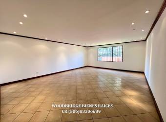 Escazu casa en venta 1 piso remodelada $360.000 / 265 mts.