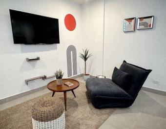 Se alquila moderno apartamento en barrio Amón 25-1478