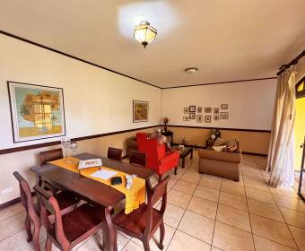 Casa a la venta en Condominio Terranostra, Santo Domingo de Heredia.