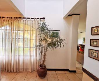 Casa a la venta en Condominio Terranostra, Santo Domingo de Heredia.