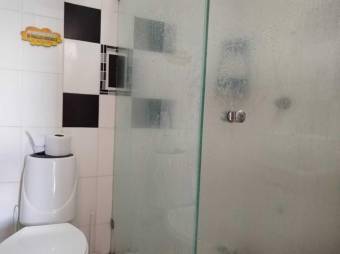 Se venden con 3 apartamentos para inversión en San Francisco Heredia 25-1000 Se venden con 3 apartamentos para inversión en San Francisco Heredia 25-1000