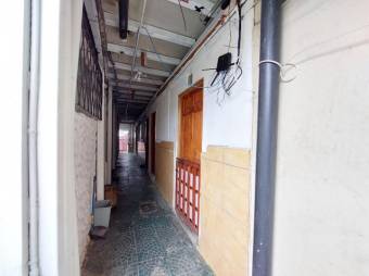 Se vende propiedad con 5 apartamentos para inversión en Hatillo San José 25-629 , $ 250,000, 8, San José, San José