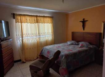 Vendo excelente inversión.. edificio apartamentos--Santo Domingo Heredia