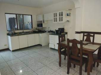 Vendo excelente inversión.. edificio apartamentos--Santo Domingo Heredia