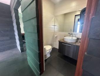 ALQUILER DE OFICINA O LOCAL, SAN JOSE, ESCAZÚ, PLAZA COLONIAL  