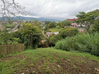 Se vende amplio lote con mas de 6,700m2 en San Ramon Alajuela 24-1765