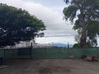 Se vende lote de 9,963m2 con uso mixto en San Isidro San José 24-806 Se vende lote de 9,963m2 con uso mixto en San Isidro San José 24-806