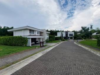 Se vende lote plano en exclusivo condominio de Guácima Alajuela 25-1970 Se vende lote plano en exclusivo condominio de Guácima Alajuela 25-1970