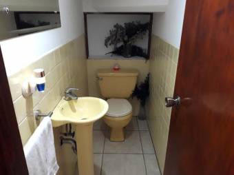 Se vende espaciosa casa con amplio patio en San Vicente de Moravia 23-1503 Se vende espaciosa casa con amplio patio en San Vicente de Moravia 23-1503