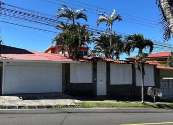 Se vende casa con amplias zonas verdes en La Asunción de Heredia 25-950 Se vende casa con amplias zonas verdes en La Asunción de Heredia 25-950