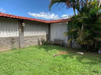 Se vende casa con amplias zonas verdes en La Asunción de Heredia 25-950 Se vende casa con amplias zonas verdes en La Asunción de Heredia 25-950